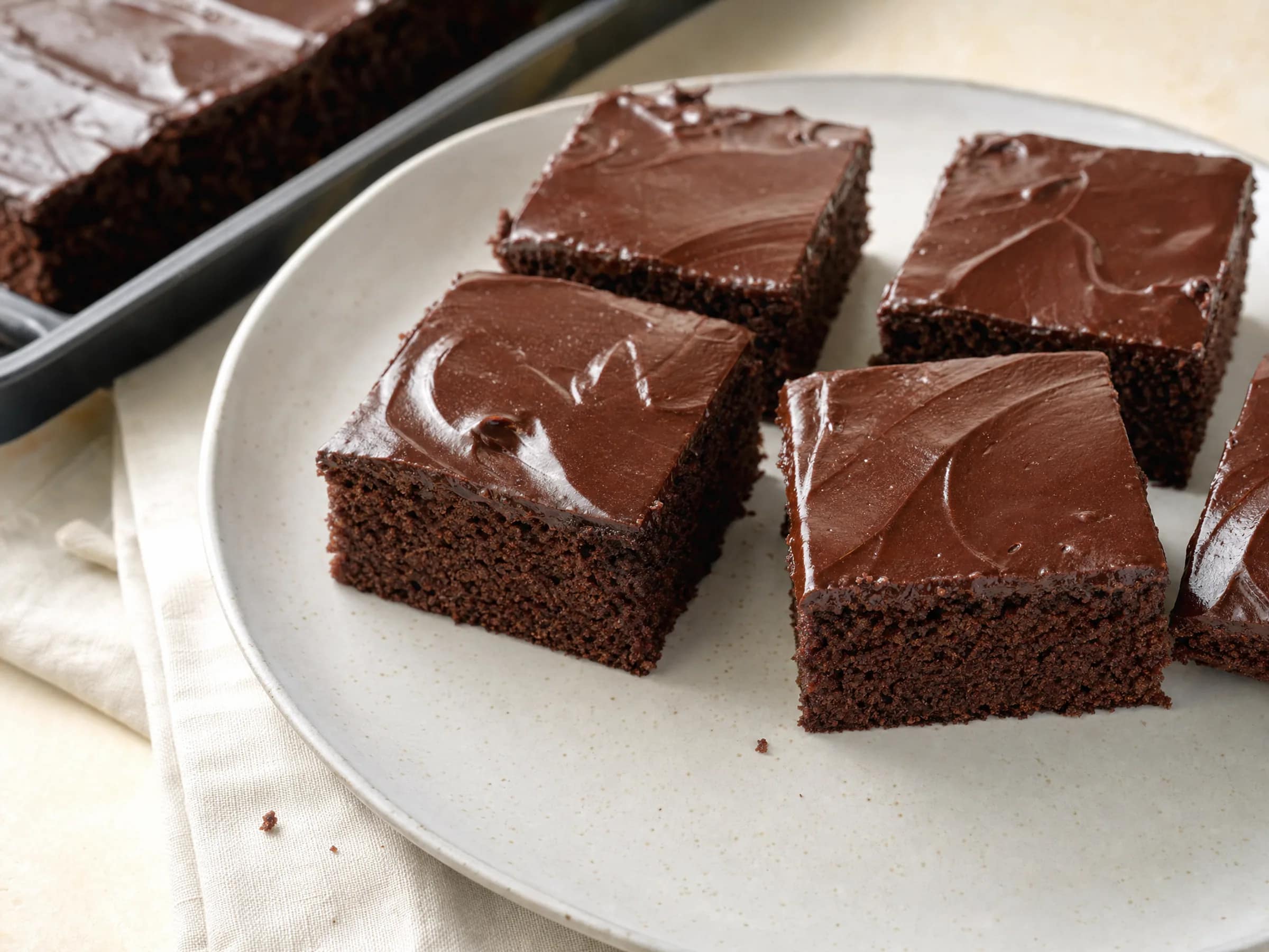 Schokokuchen vom Blech – vegan, saftig und schnittfest