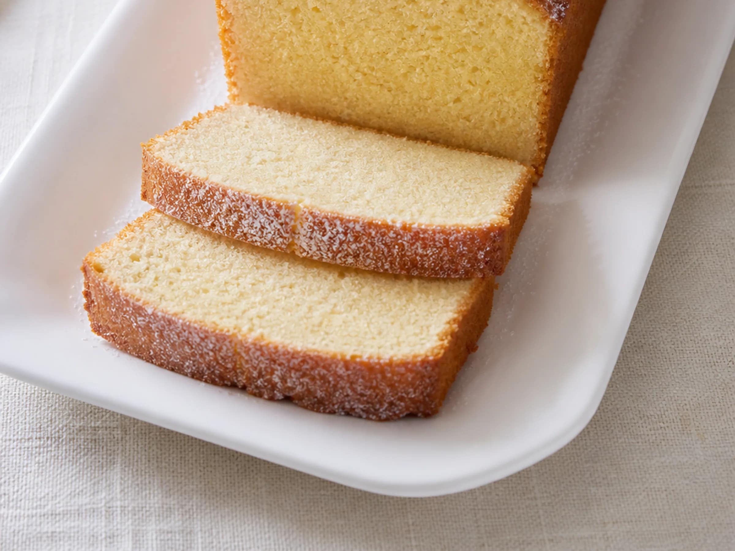 Saftiger Sandkuchen aus der Kastenform