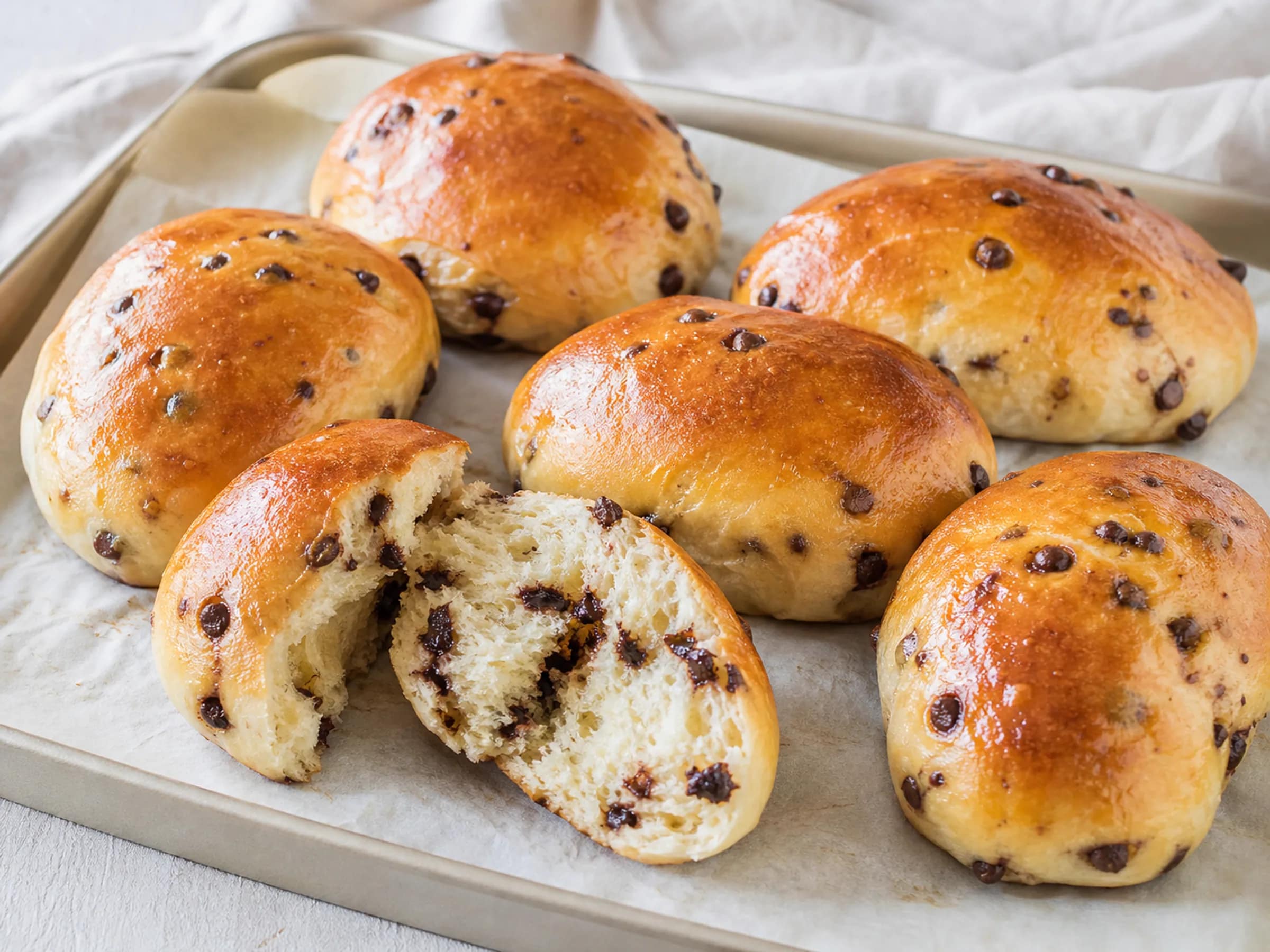 Fluffige Schokobrötchen wie vom Bäcker